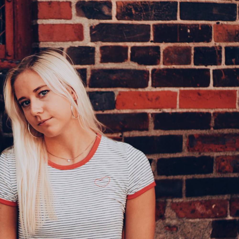 Meet your Posher, Jenna